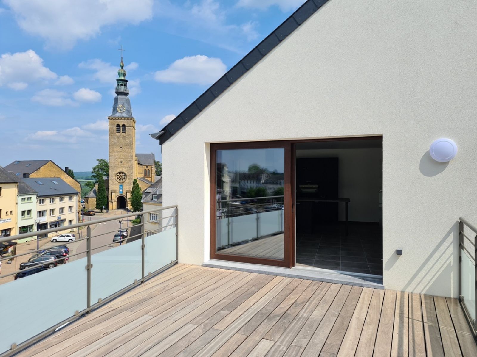 A LOUER - Florenville - Appartement r&eacute;cent - Sudimmo
