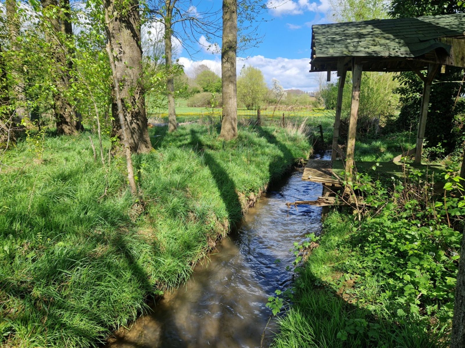 A VENDRE - Sommethonne - Fermette longÃ©e par un ruisseau - Sudimmo