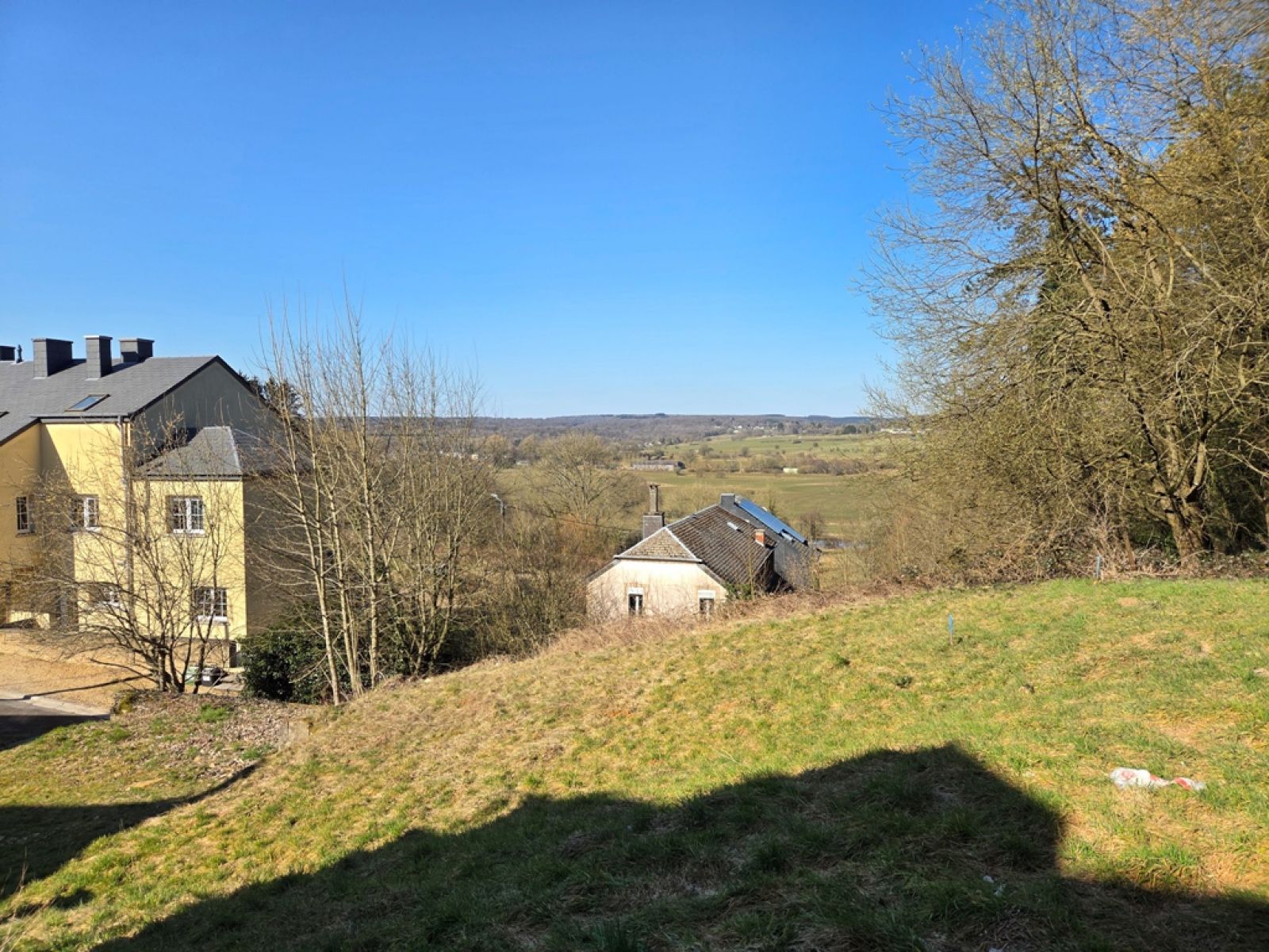 A VENDRE - Florenville - Rez avec jardin - Sudimmo