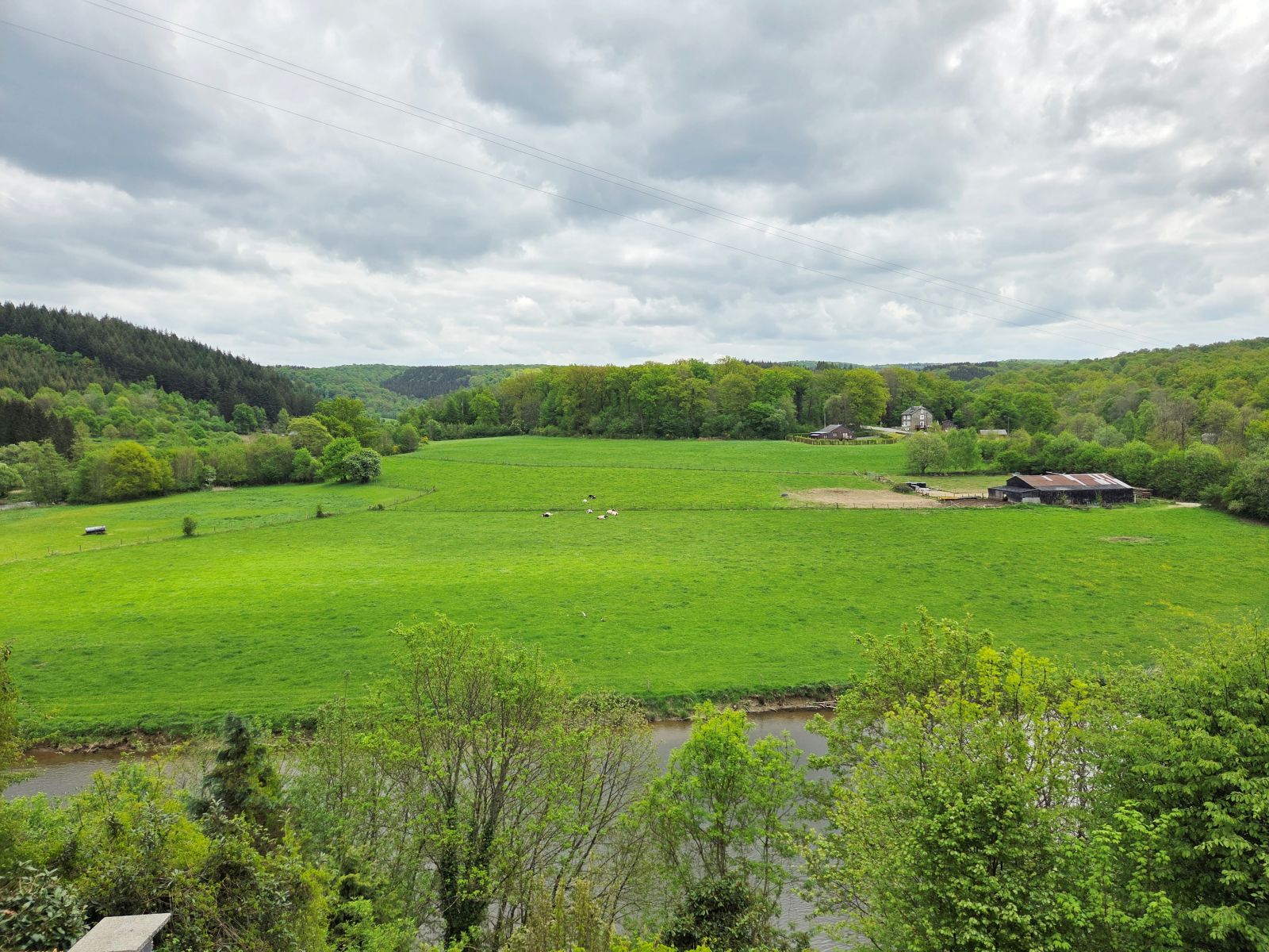A VENDRE - Dohan - Maison 4 chambres - Sudimmo