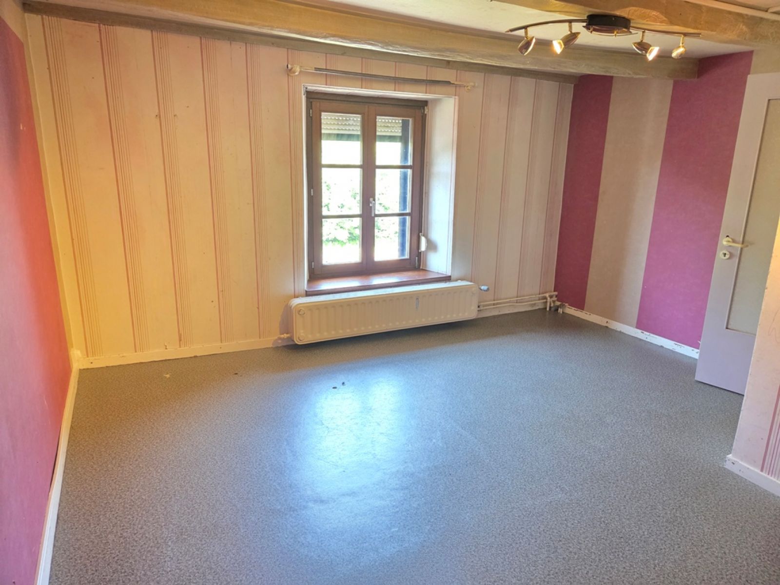 A VENDRE - Jamoigne - Bâtisse 2 unités - Sudimmo