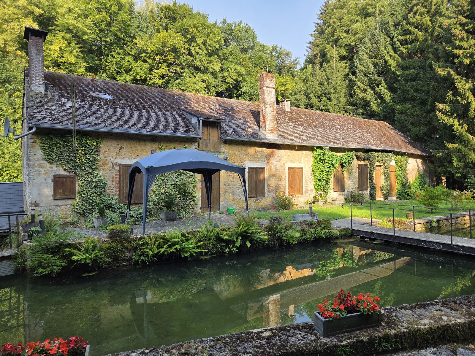 A VENDRE - Matton - France - Ancienne Fabrique - Sudimmo