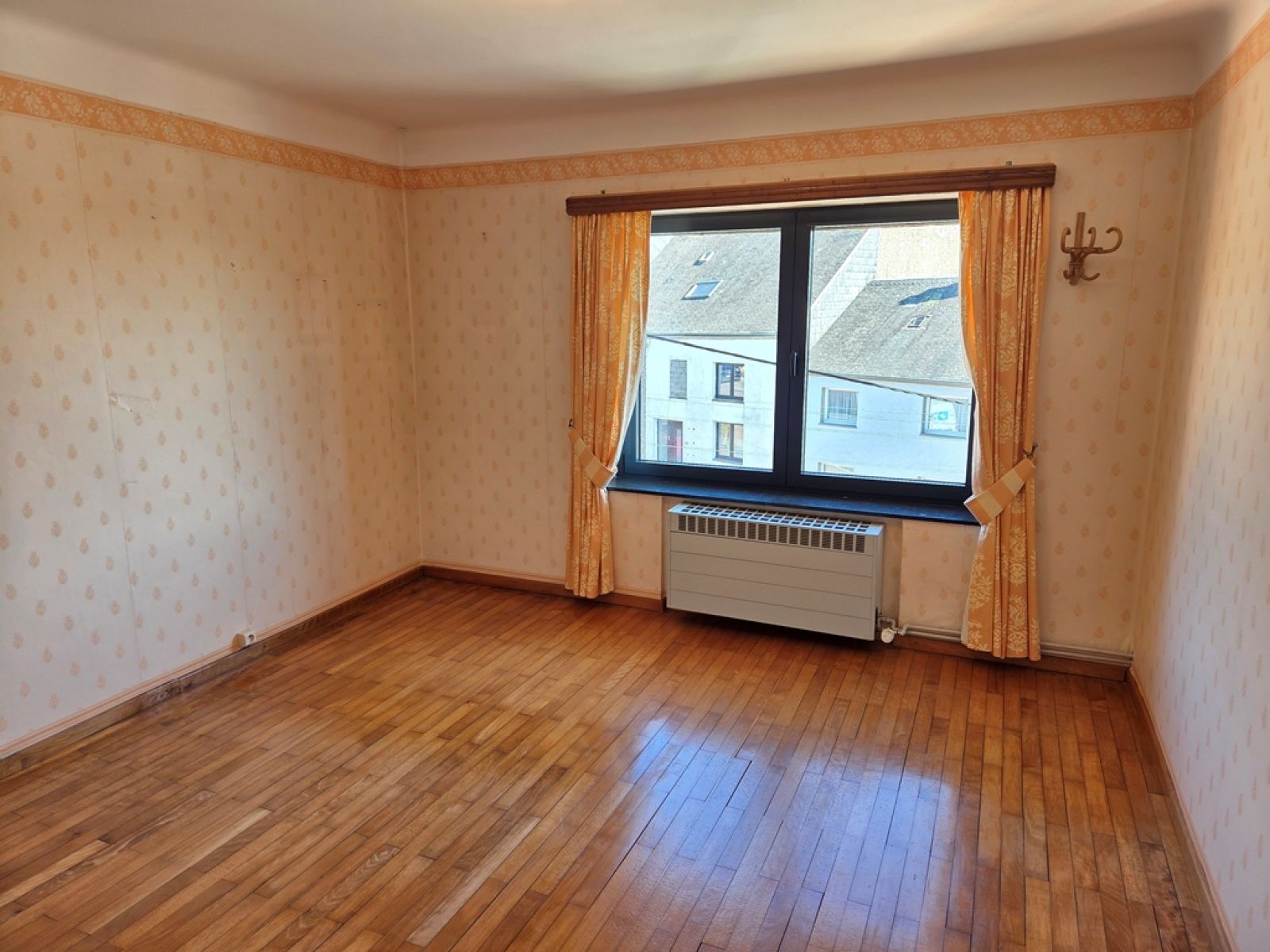 A VENDRE - Heinsch - Maison 5 chambres - Sudimmo