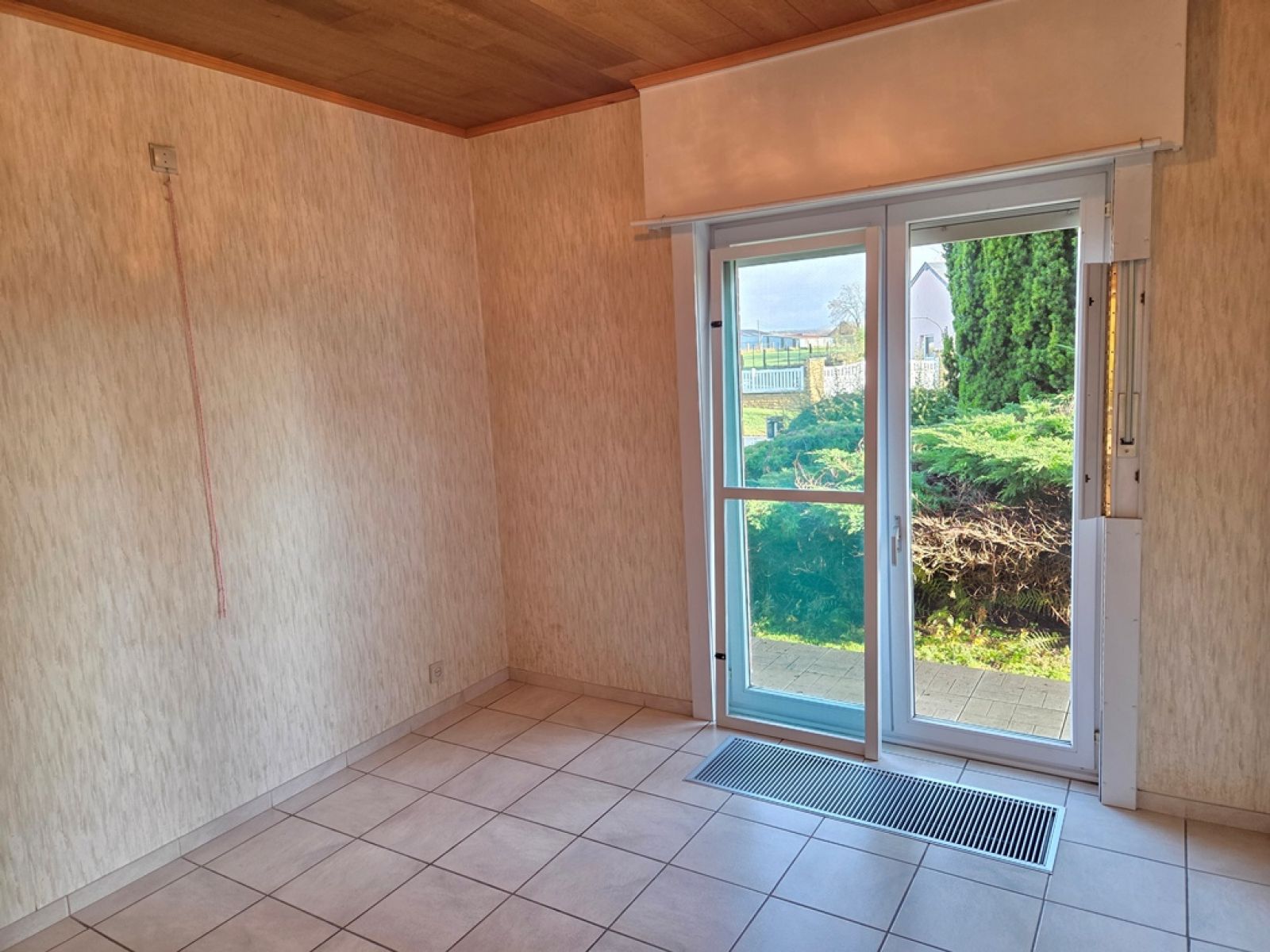 A VENDRE - Jamoigne - Villa avec terrain - Sudimmo