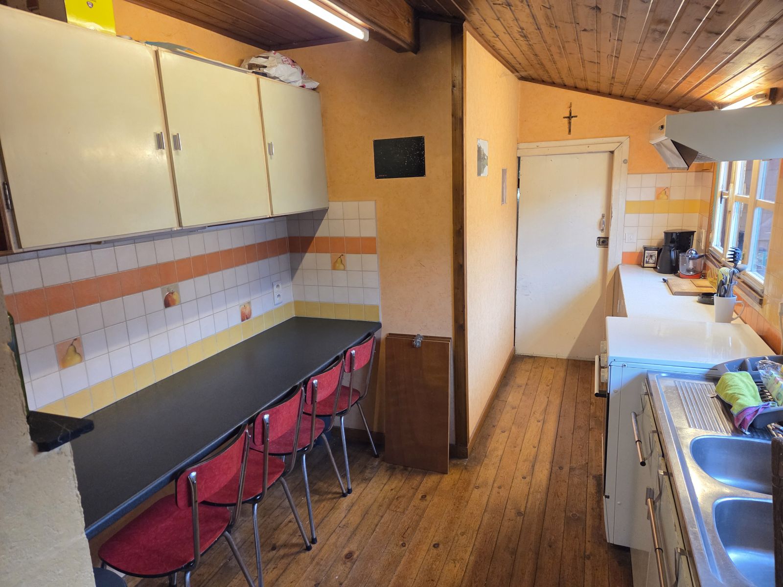 A VENDRE - Chassepierre - Bien insolite - Sudimmo