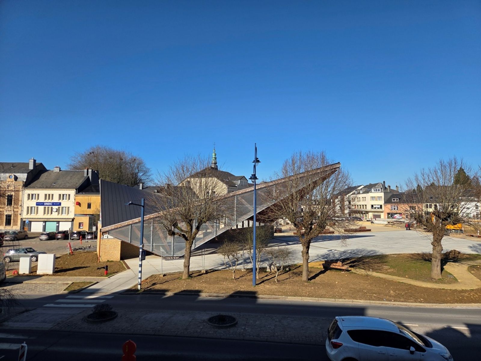 A VENDRE - Florenville centre - Immeuble mixte - Sudimmo