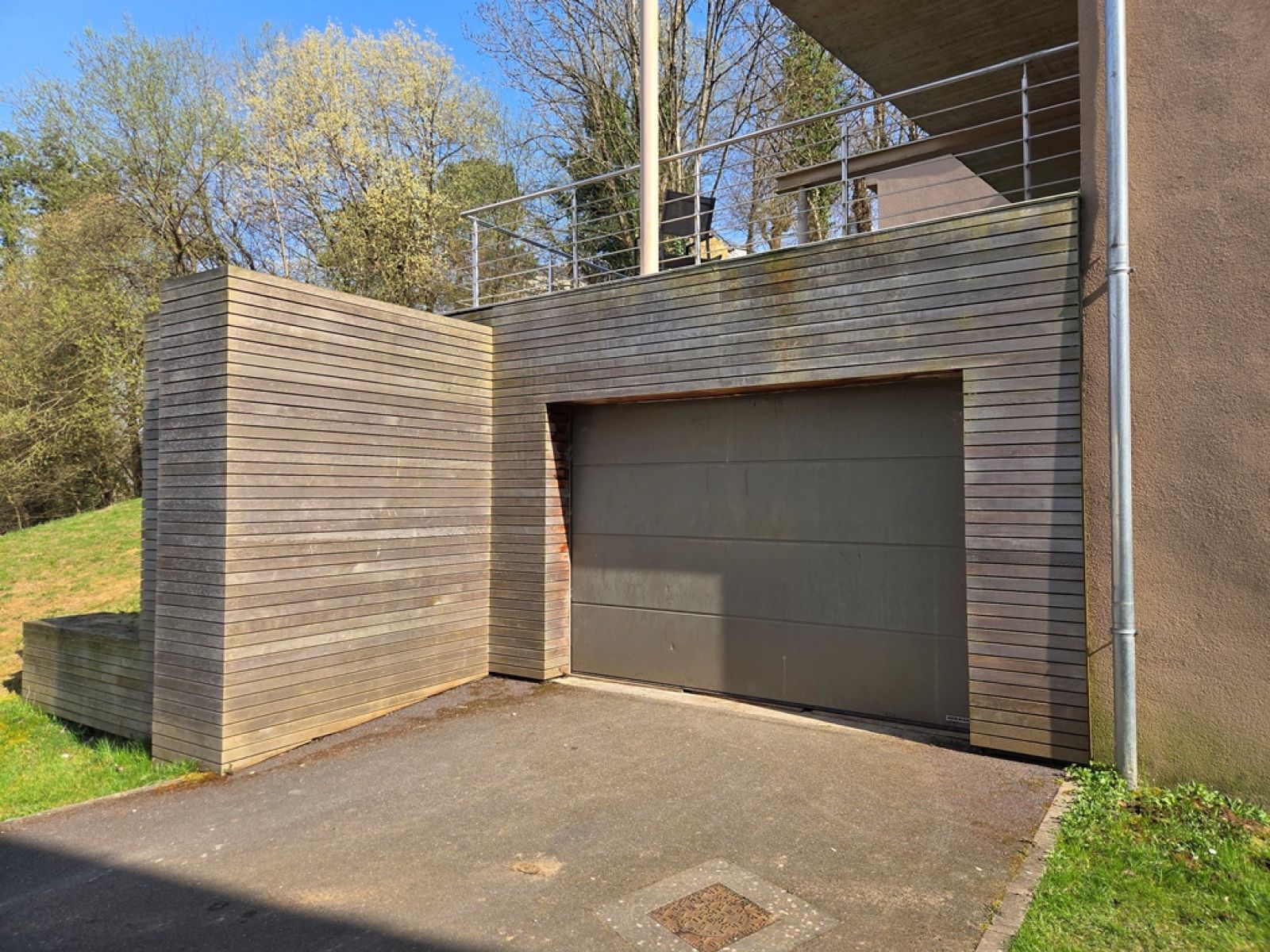 A VENDRE - Florenville - Garage - Sudimmo