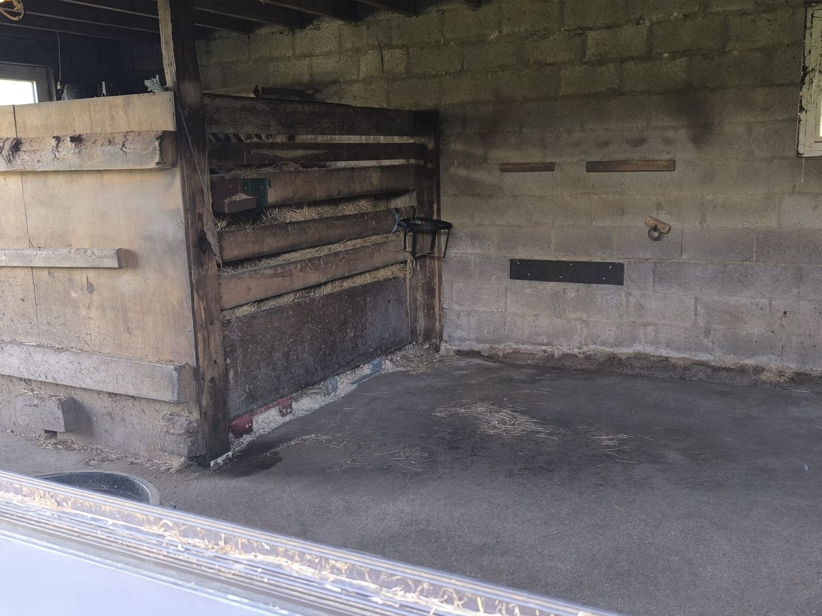 A LOUER - Valansart - Box et terrain - Sudimmo