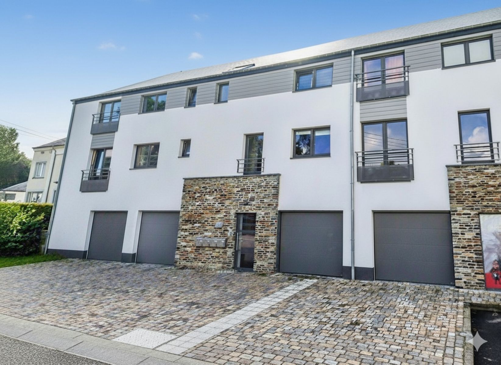 A LOUER - L&eacute;glise - Appartement  - Sudimmo