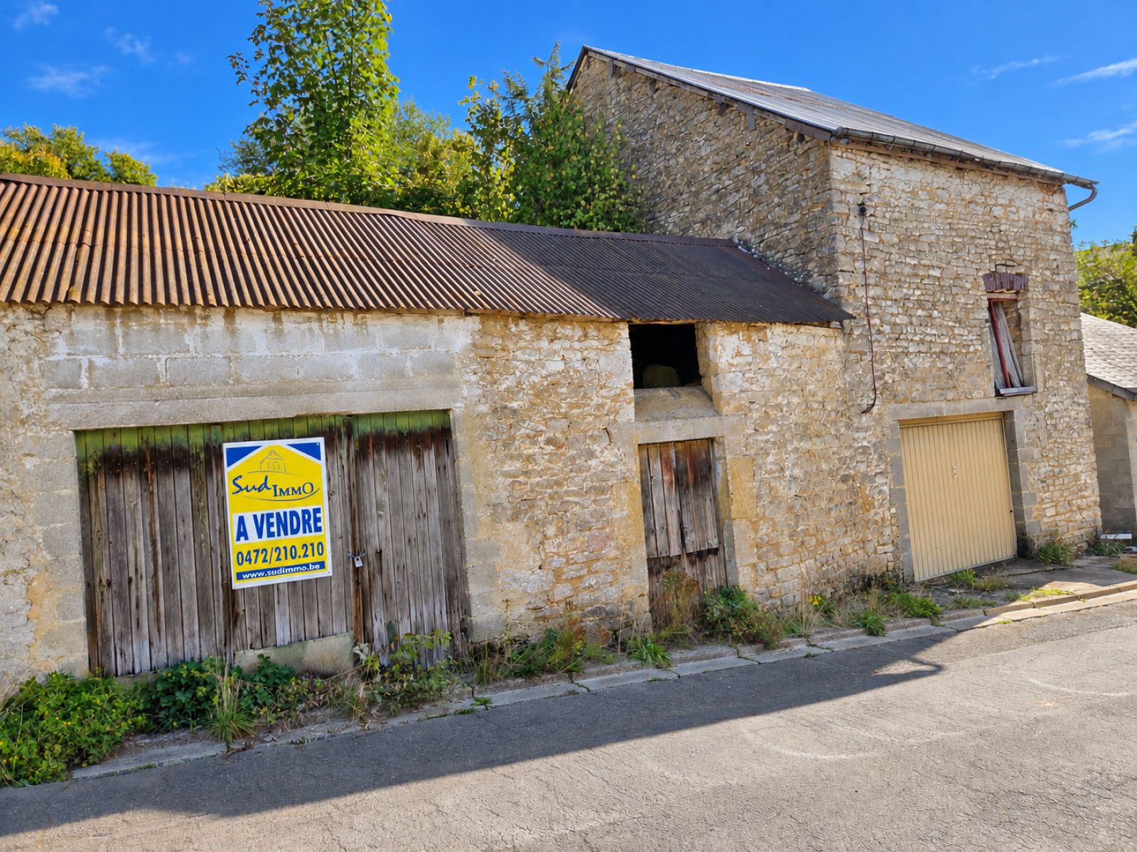 A VENDRE - Villers-devant-Orval - Grange &agrave; r&eacute;habiliter - Sudimmo