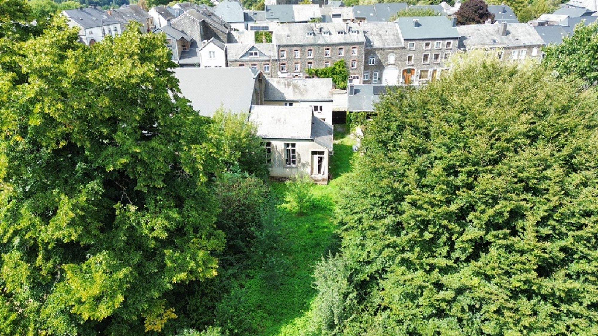 A VENDRE - Herbeumont - Ancienne école - Sudimmo