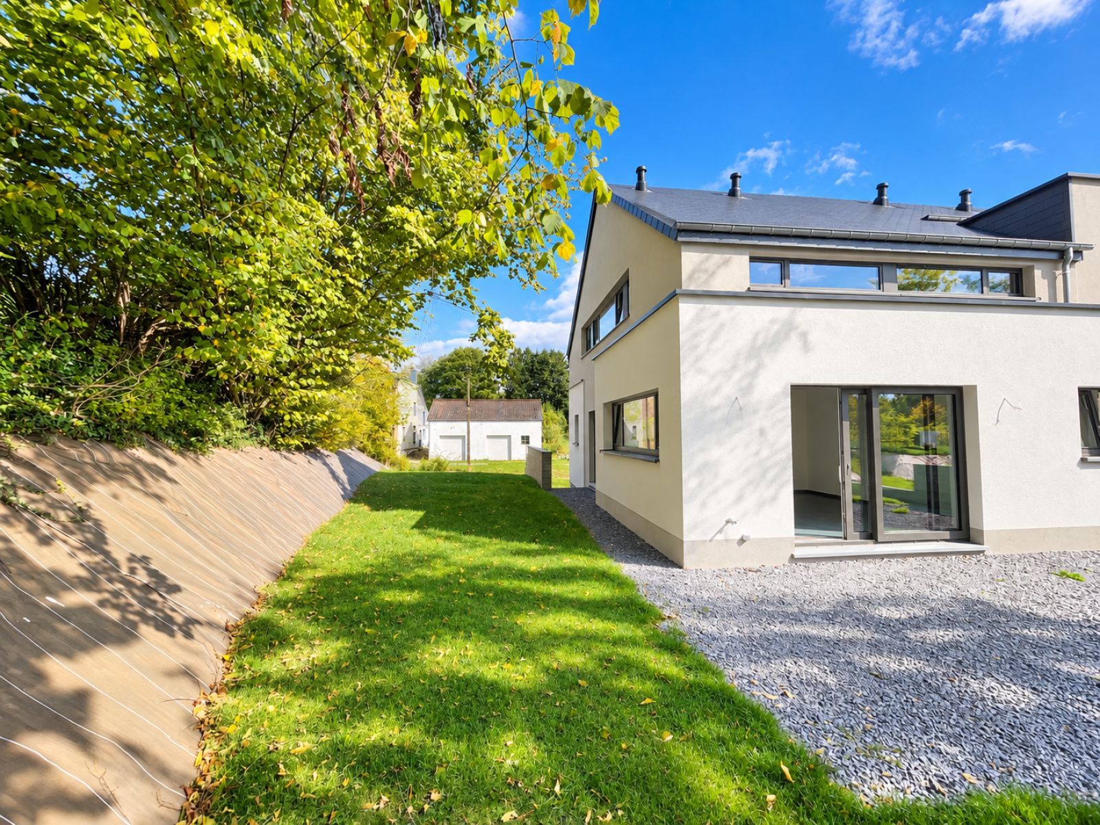A LOUER - Izel - Villa neuve - Sudimmo