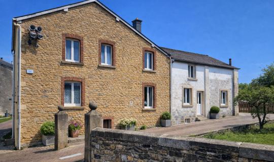 A LOUER - Muno - Maison - Sud Immo