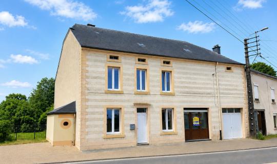 A VENDRE - Pin - B&acirc;tisse sur 15 ares - Sud Immo